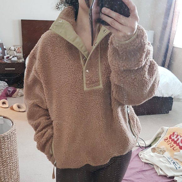 Teddy Pullover Sweatershirt Size XS - Picture 3 of 7